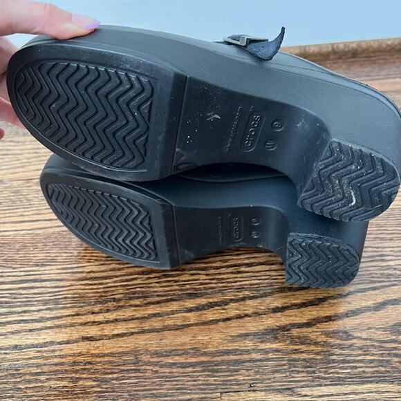 Crocs Sarah Black High Heel Mules Clogs Womens 9 Buckle Strap Detail Comfort - Picture 6 of 7